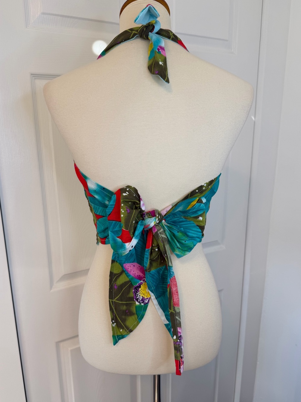 Vintage Cotton Hawaiian Crop Top - Picture 3 of 7